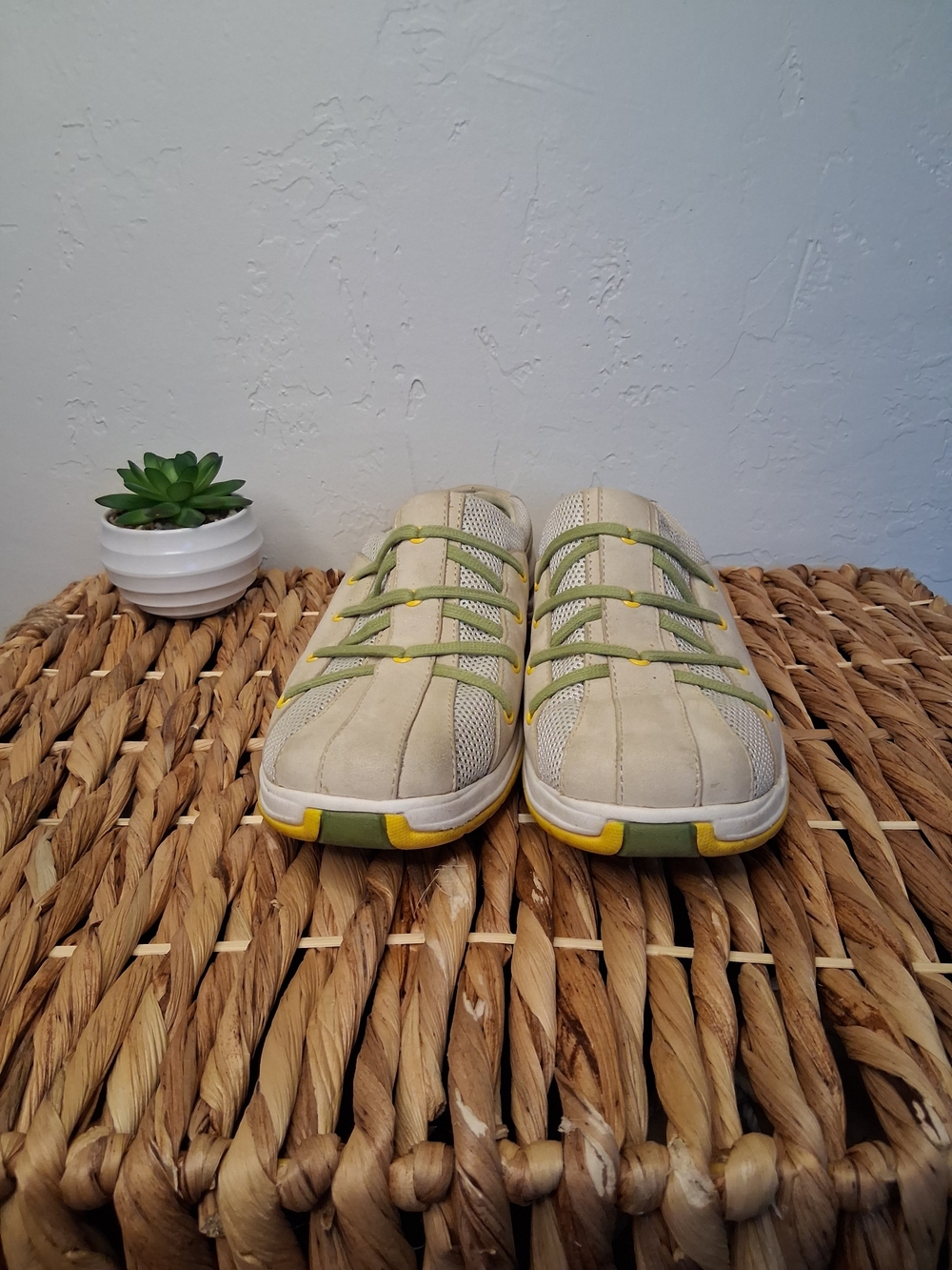 Cole Haan NikeAir Slip On Sneakers Womens 8.5B Beige Green Yellow Comfort Walkin - Picture 2 of 10